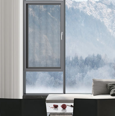 Graue Schwingfenster aus Aluminium mit hoher Belüftung