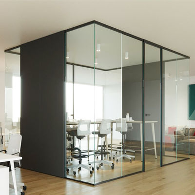 Schutz der Privatsphäre Gewerbliche Glaspartitionen mit modernem Design anpassbar