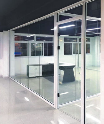 Isolierte, gehärteten, durchsichtigen Glas- und Aluminium-Schwingküchentüren