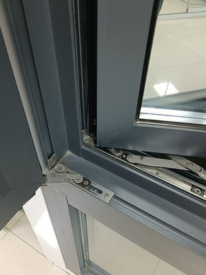 Moderne, nach außen schwingende, langlebige Fenster mit Doppelverglasung