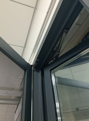Moderne, nach außen schwingende, langlebige Fenster mit Doppelverglasung