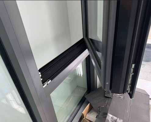 Fluorkohlenstoffsprühen mit laminiertem Glas