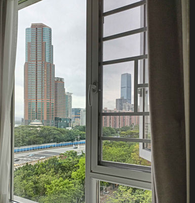 Doppelverglasetes Schwingfenster aus Aluminium