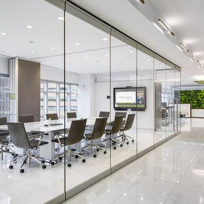 8mm Glas-Trenntüren, staubfest und schallisoliert