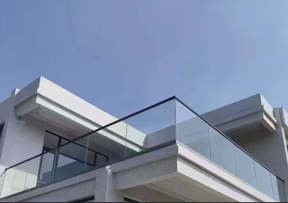 Einfache Wartung Aluminium- und Glasgeländer