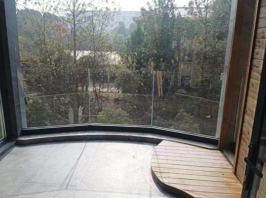 Kompakte Aluminium-U-Kanal-Glasgeländer Wasserdichte Aluminiumglasbalustrade