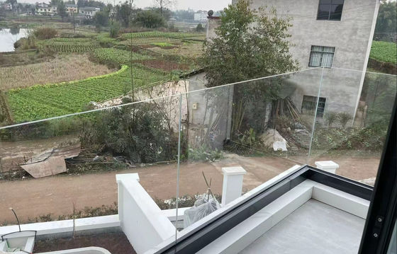 Versatile Aluminium-U-Kanal-Glasgeländer Innenraum-Aluminium-Glasbalustrade