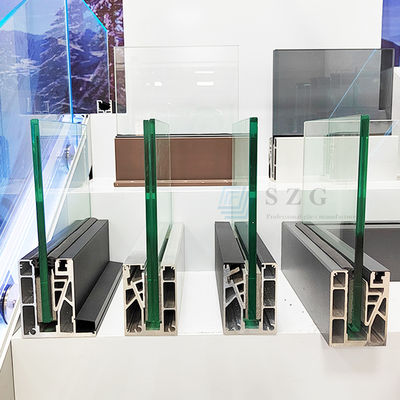 Deck-Rahmenlose U-Kanal Glasgeländer Pulverbeschichtung für Wohnraum