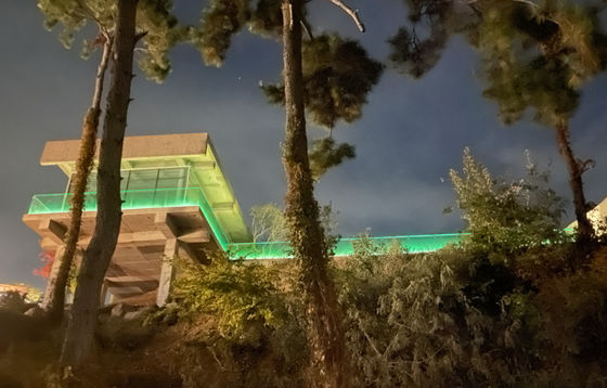 12 mm Treppe ohne Rahmen Glas Balkon Geländer U-Kanal mit LED-Licht