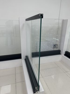 Aluminium-U-Kanal-Glasbalustrade Wetterbeständig für den Außenbereich