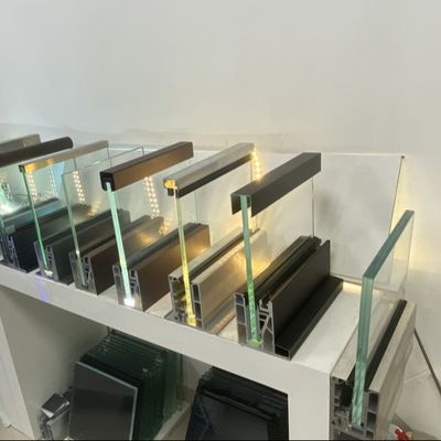 Morden-Glasgeländer 8+8mm Lamiertgehärtetes Glas Aluminium-U-Kanal-Glasgeländer