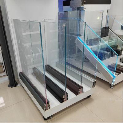 Offene Ansicht Rahmenlose Glasgeländer Balkon Balustrade Glas U-Kanal mit LED-Leuchten