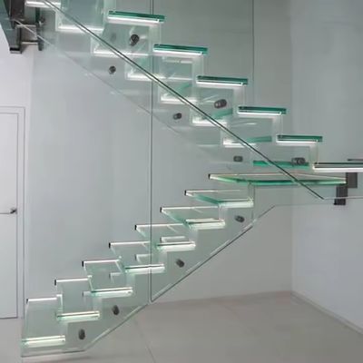 Individuelle Formen Entwurf schwimmende Treppe mit Glasgeländer 10 mm Glasdicke Auswahl