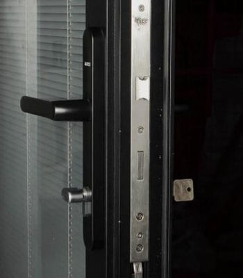 Wasserdichtes Aluminiumrahmen mit hoher Haltbarkeit und Energieeffizienz