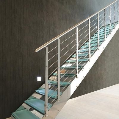 OEM/ODM kundenspezifische elegante Glastreppe mit Glasgeländer und Auto Led