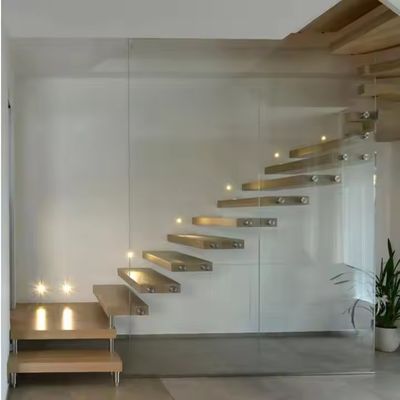 Lamierte Glaslauffläche Anpassungsfähige schwimmende Treppe mit Massivkohlenstoffstahlstringer