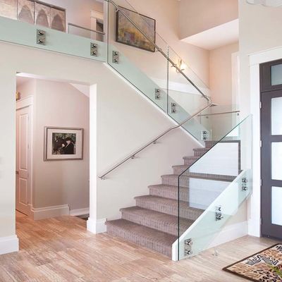 Kundenspezifische Treppengeländer aus gehärtetem Glas für Innen-Treppenhaus-Geländer