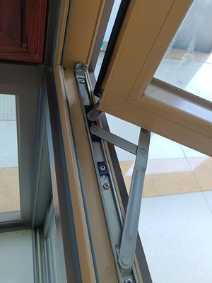 Aluminiumprofil-Gehäuse Schaukelfenster-Glas für Wohnräume