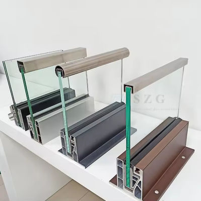 Lamel U-Kanal-Glasbalustrade mit Verbundglas