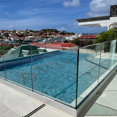 Modernes Design Glaszaun Balkon Handrail U Kanal Glasgeländer für Innen-Außen
