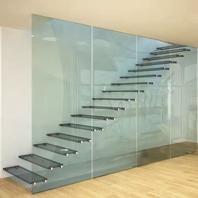 Individuelle Formen Entwurf schwimmende Treppe mit Glasgeländer 10 mm Glasdicke Auswahl