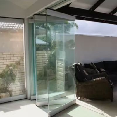 Aluminiumklappbare Tür mit guter Schalldämmung Hochwertiges EPDM und Silicone-Dichtungsmittel für eine einfache Installation