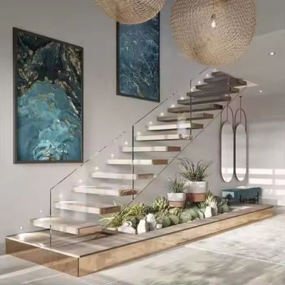 Wandmontierte versteckte Balke Rote Eiche Holztreppe Villa offene Treppe schwimmende Treppe mit Licht